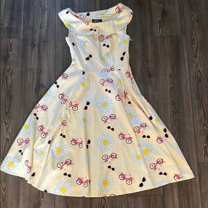 Hearts & Roses Sundress Pale Yellow Daisies Sunglasses Bicycles